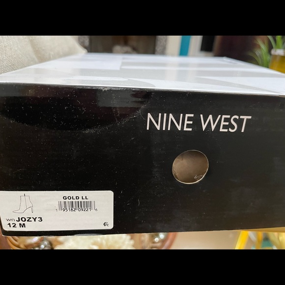 COPY - Glam gold ankle boots - Picture 4 of 4